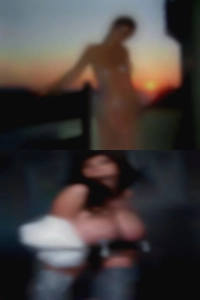 Central IL looking for hot pussy naked females.
